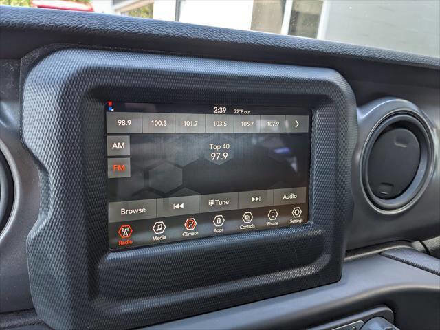 Used 2023 Jeep Gladiator Sport image 20