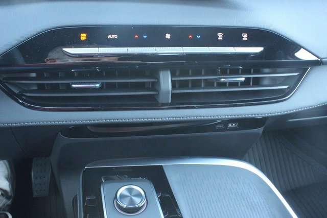 New 2026 Buick Enclave Sport Touring w/ Power Package image 51