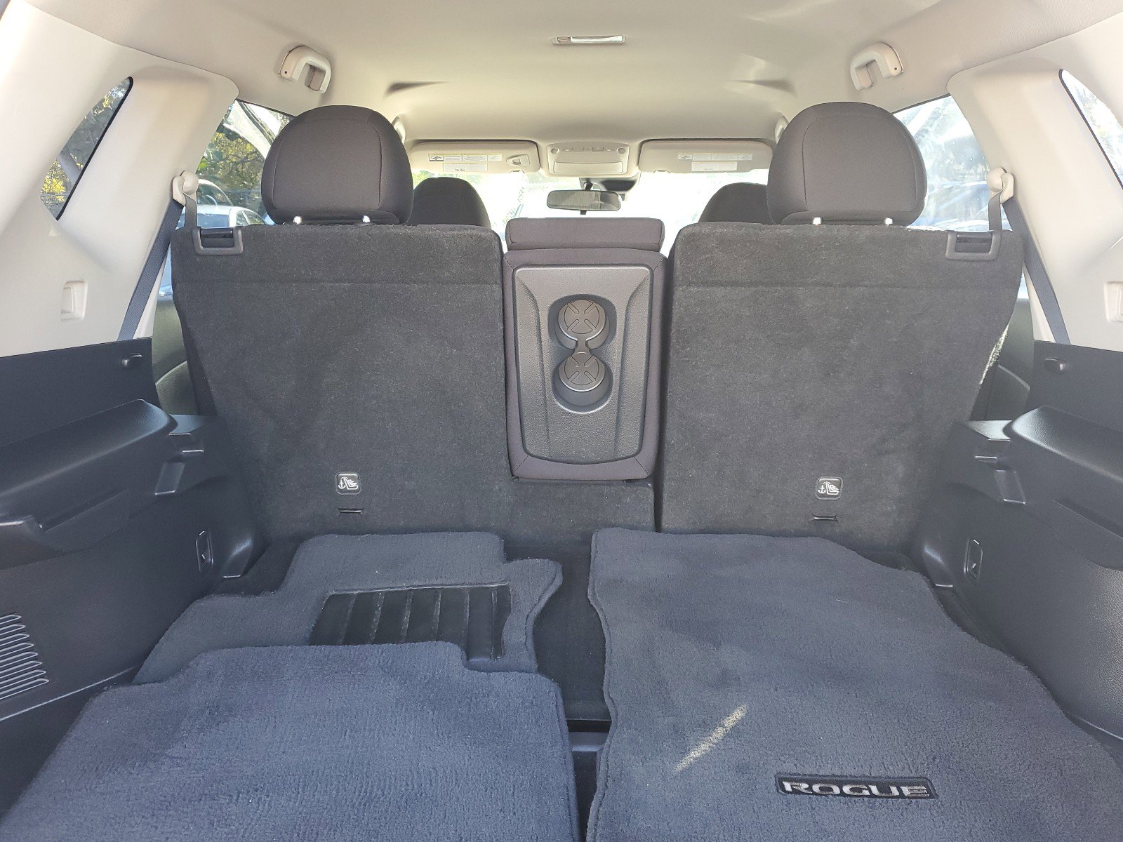 Certified 2019 Nissan Rogue S image 14