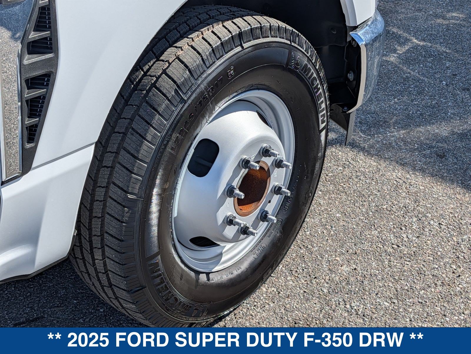 New 2025 Ford F350 XL w/ XL Chrome Package RWD image 13