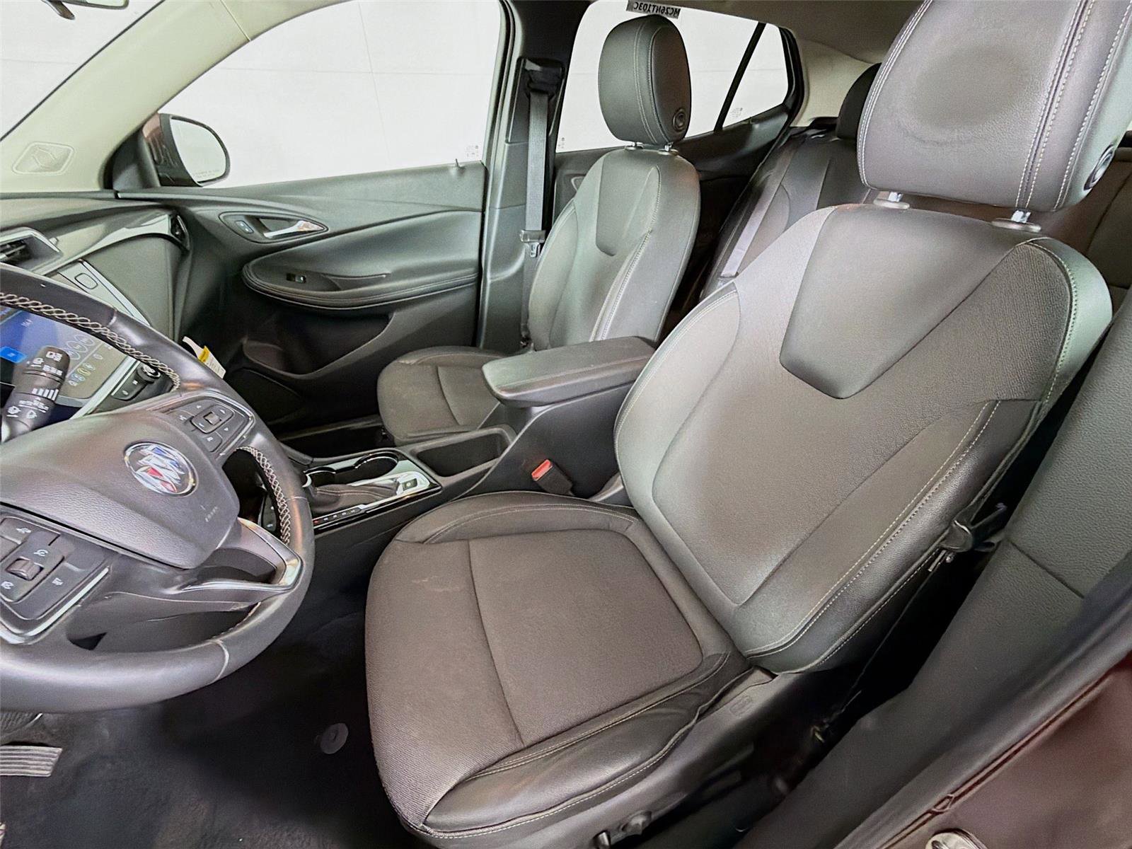 Used 2022 Buick Encore GX Preferred w/ Cold Weather Comfort Package image 11