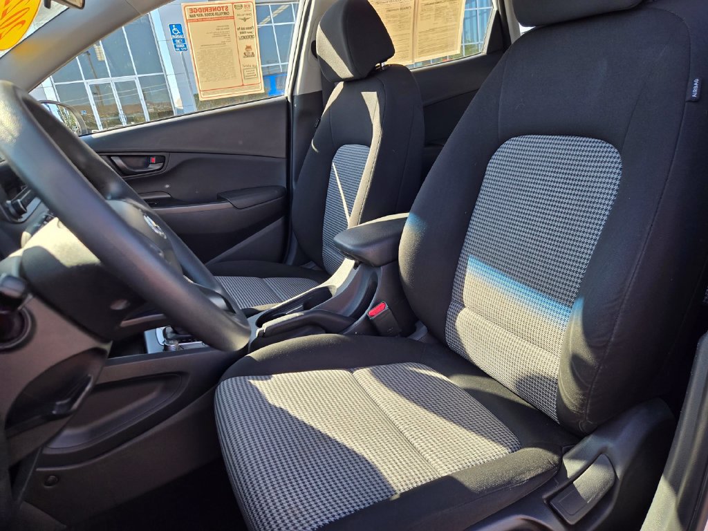 Used 2022 Hyundai Kona SE FWD image 20