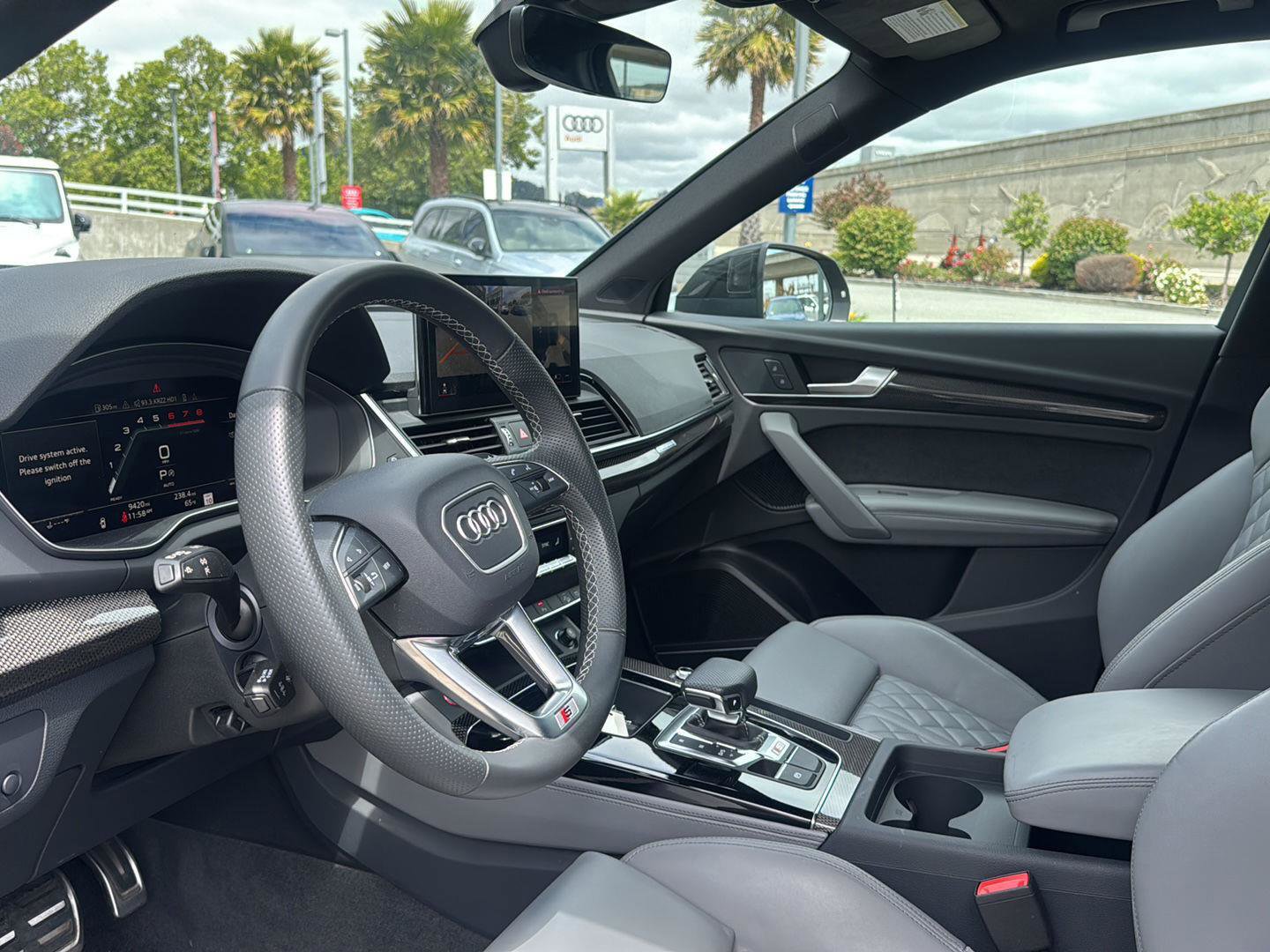 Used 2024 Audi SQ5 Premium Plus w/ Premium Plus Package AWD/4WD image 18