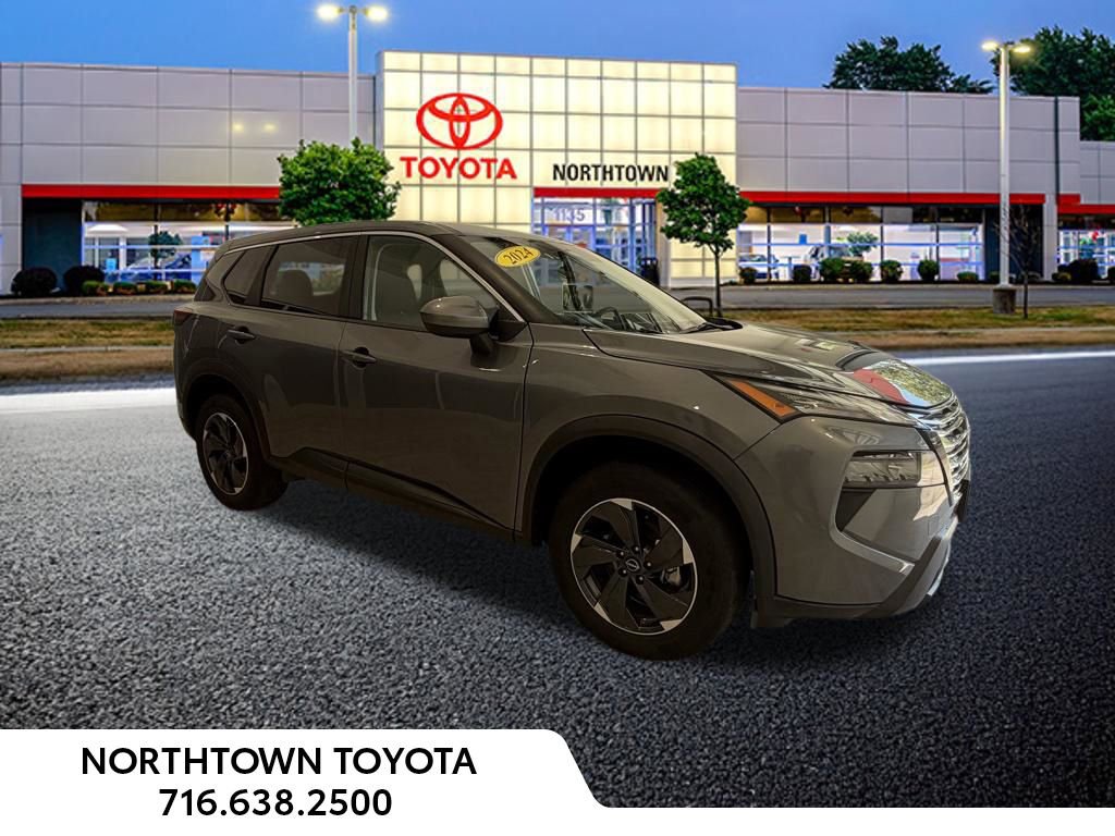 Used 2024 Nissan Rogue SV AWD/4WD image 8