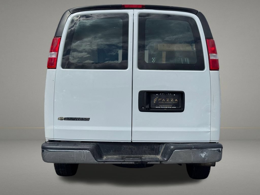 Used 2021 Chevrolet Express 2500 w/ Driver Convenience Package RWD image 7