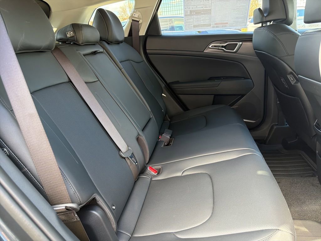 New 2026 Kia Sportage EX image 14