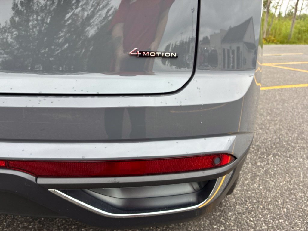 Used 2024 Volkswagen Atlas Cross Sport SE AWD/4WD image 66