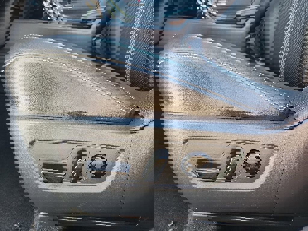 Used 2025 MAZDA CX-50 AWD 2.5 S w/ Preferred Package image 19