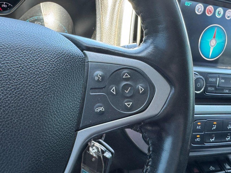 Used 2018 Chevrolet Colorado LT w/ LT Convenience Package RWD image 17