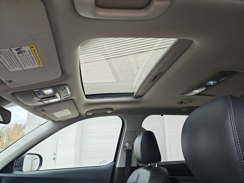 Used 2021 Kia Telluride EX w/ EX Premium Package image 3