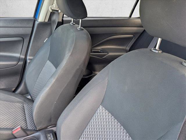 Used 2021 Nissan Versa S FWD image 11