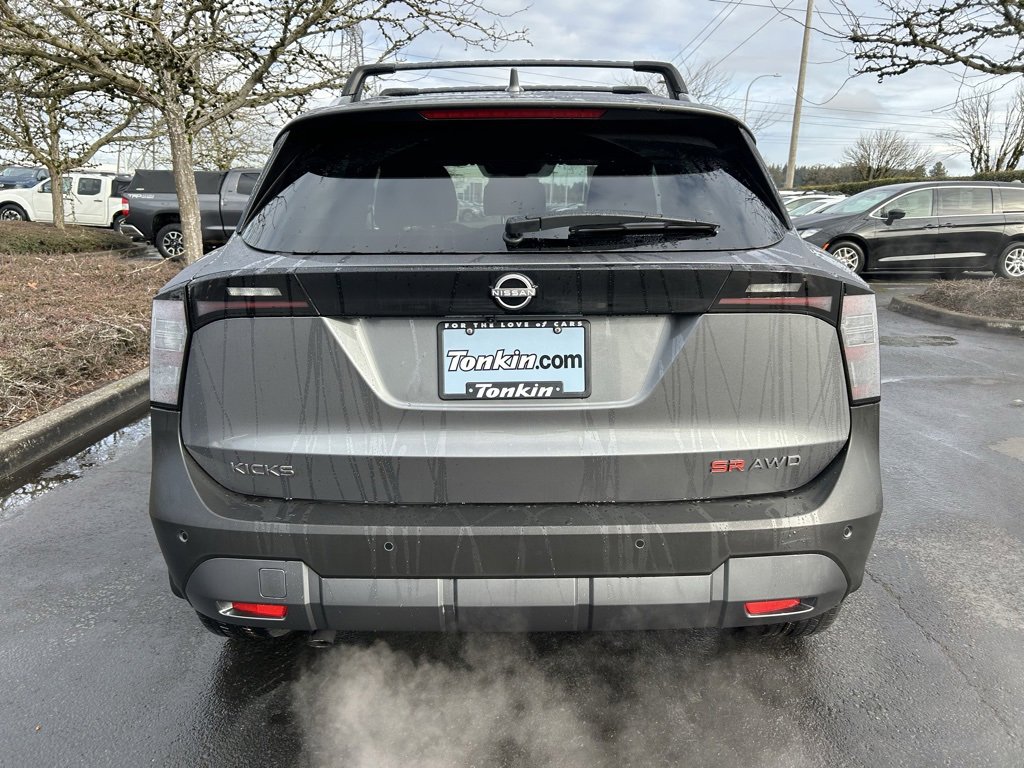 New 2025 Nissan Kicks SR w/ Illumination Package image 6