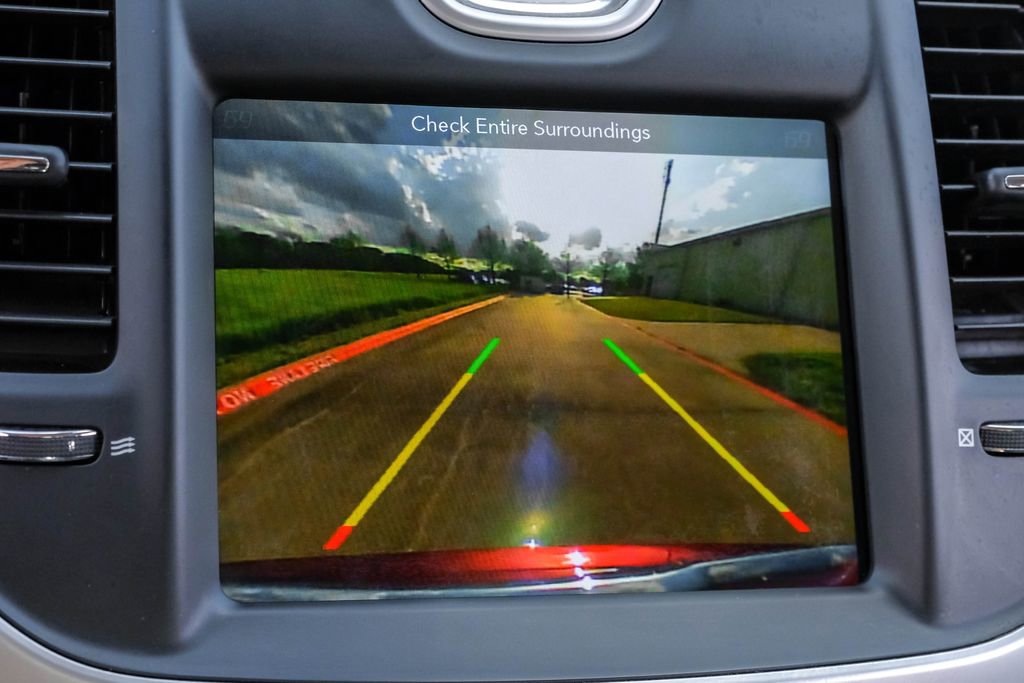 Used 2019 Chrysler 300 Touring w/ Sport Appearance Package image 25