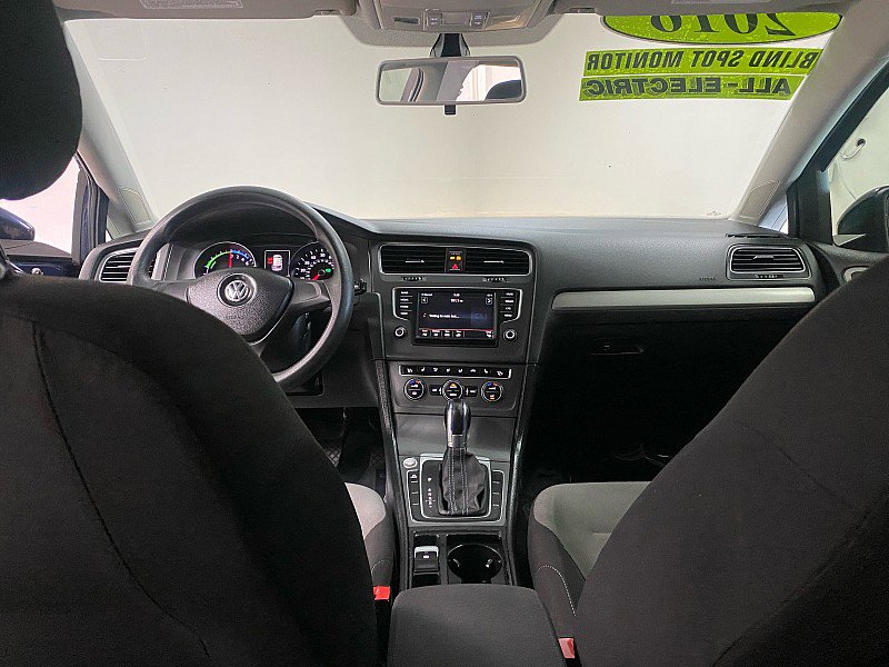 Used 2016 Volkswagen e-Golf SE w/ DC Fast Charging Package FWD image 22