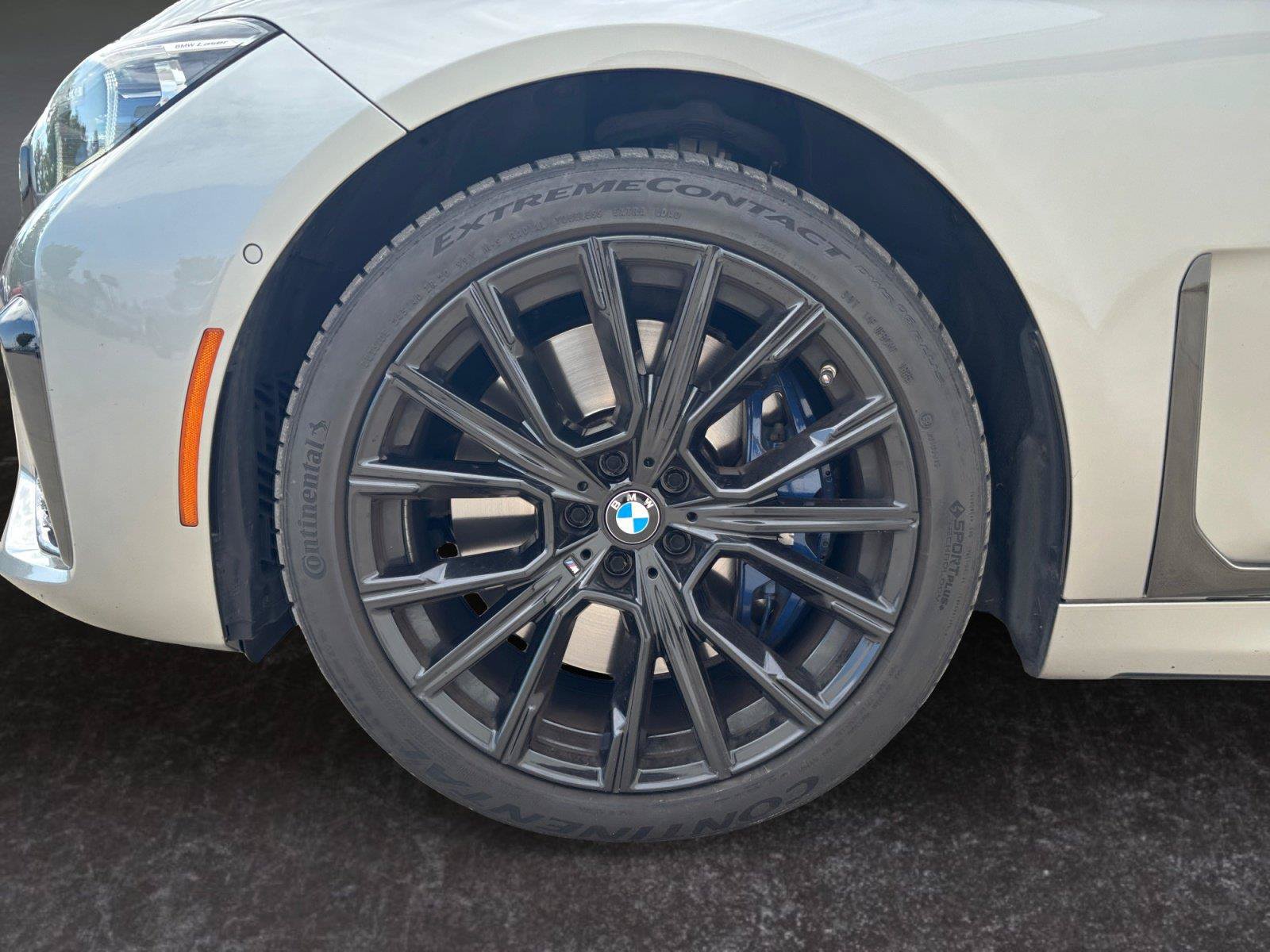 Used 2020 BMW M760i xDrive AWD/4WD image 29