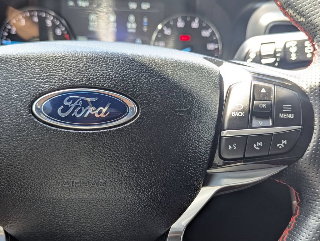 Used 2022 Ford Explorer ST-Line w/ Class IV Trailer Tow Package AWD/4WD image 16