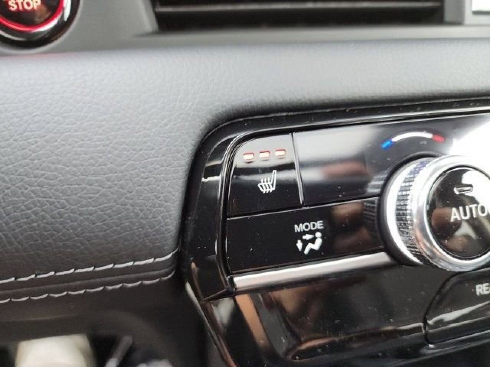 New 2025 Honda Pilot Touring image 33