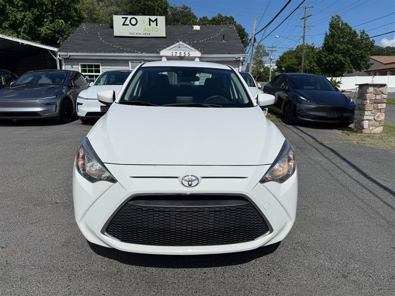 Used 2020 Toyota Yaris L FWD image 8