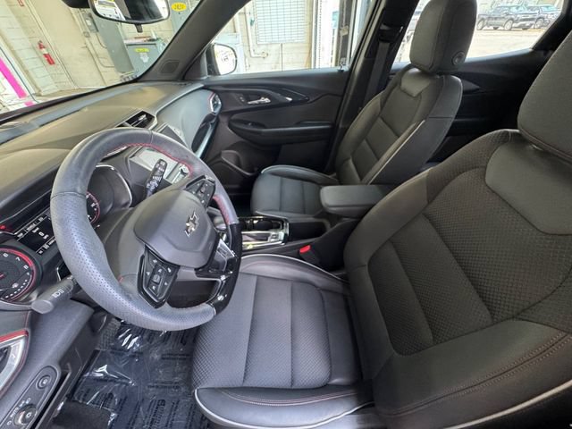 Used 2023 Chevrolet TrailBlazer RS AWD/4WD image 28
