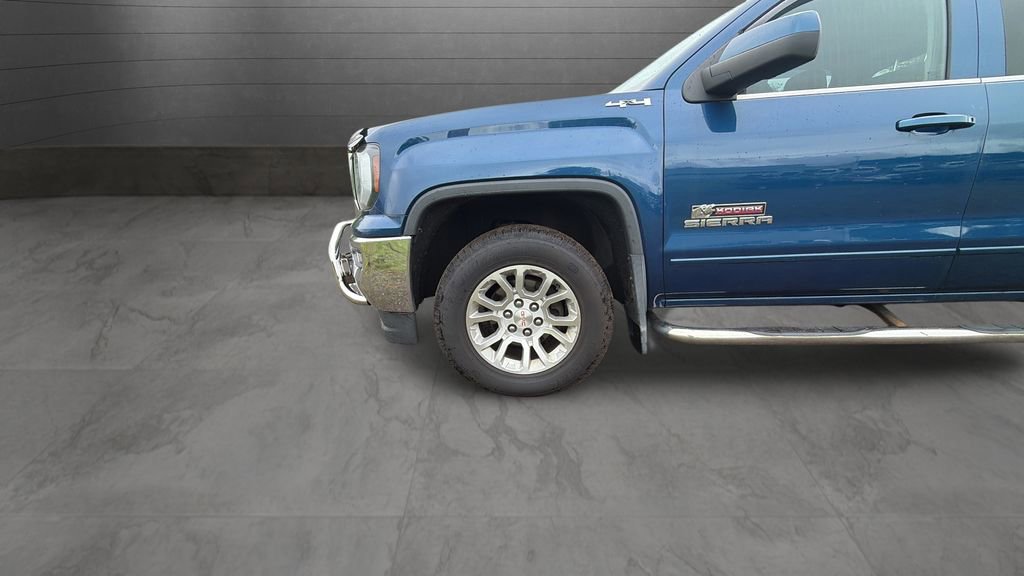 Used 2017 GMC Sierra 1500 SLE w/ Max Trailering Package AWD/4WD image 29