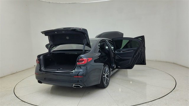 Used 2023 BMW 530e xDrive w/ Premium Package image 77