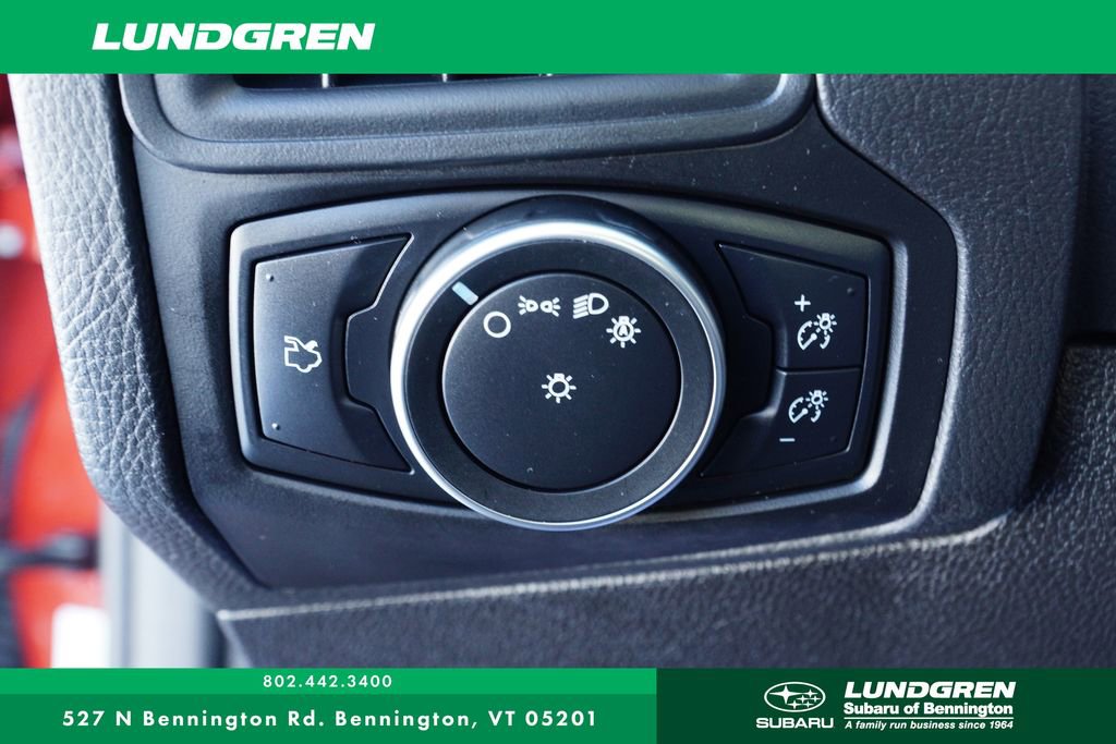 Used 2018 Ford Focus SE w/ Cold Weather Package image 14