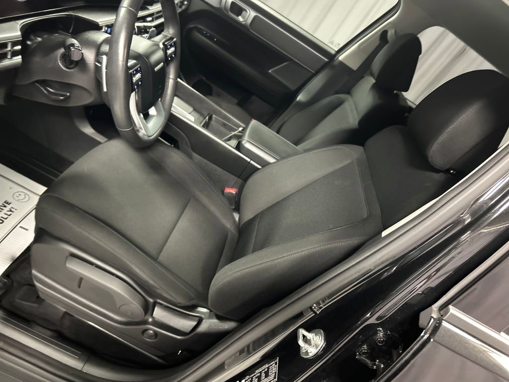 Used 2025 Hyundai Santa Fe SE image 10