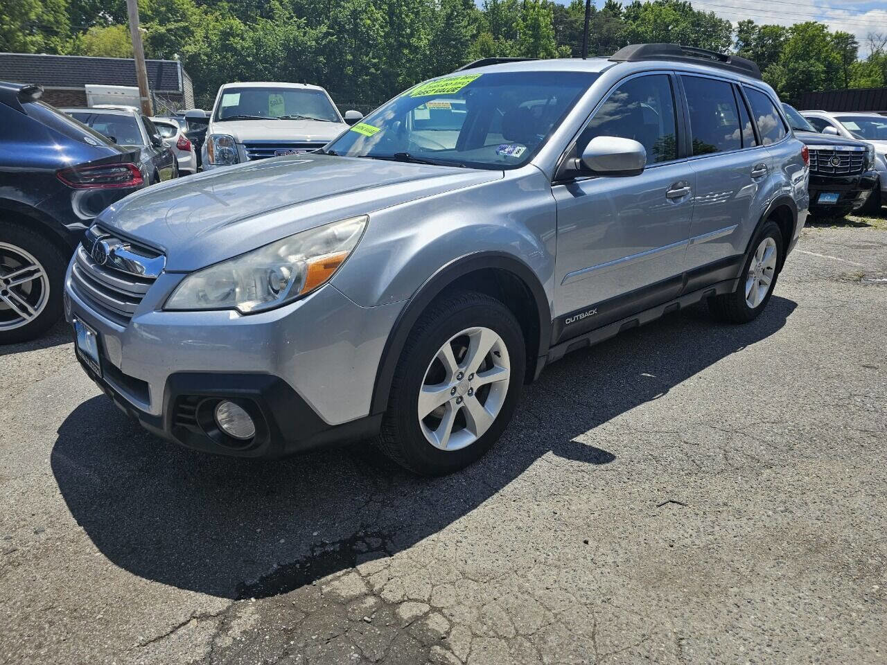 Used 2014 Subaru Outback 2.5i Premium w/ Moonroof Package image 4