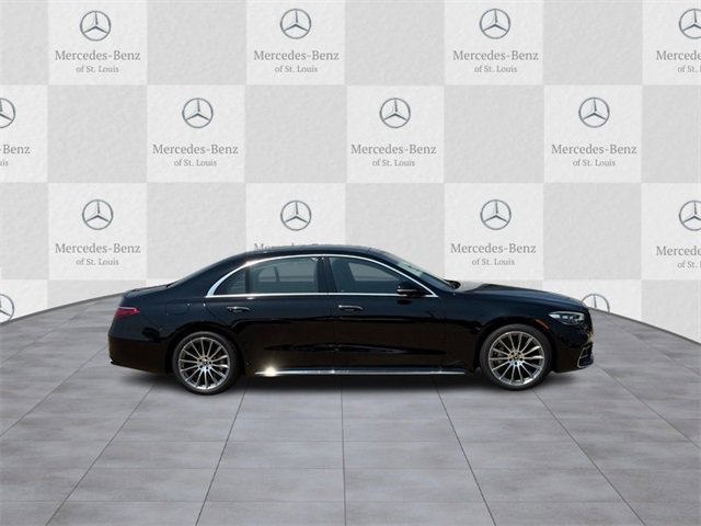 New 2025 Mercedes-Benz S 580 4MATIC Sedan image 2
