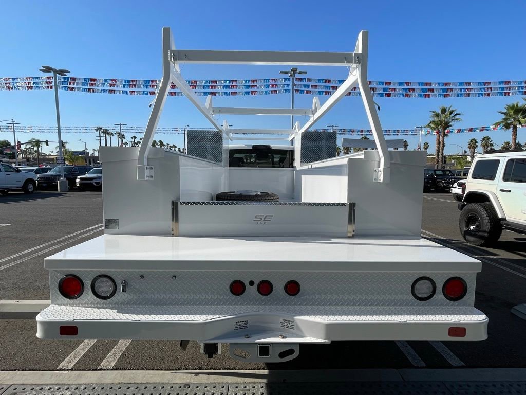 New 2026 RAM 5500 Tradesman w/ Chrome Appearance Group image 4