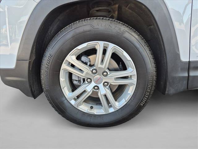 Used 2024 GMC Terrain SLE AWD/4WD image 23