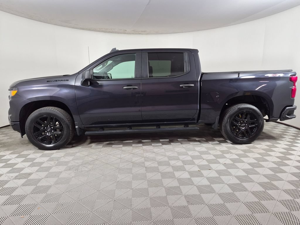 Used 2023 Chevrolet Silverado 1500 Custom w/ LPO, Dark Essentials Package AWD/4WD image 6