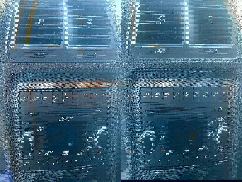 Used 2009 Dodge Challenger R/T image 14