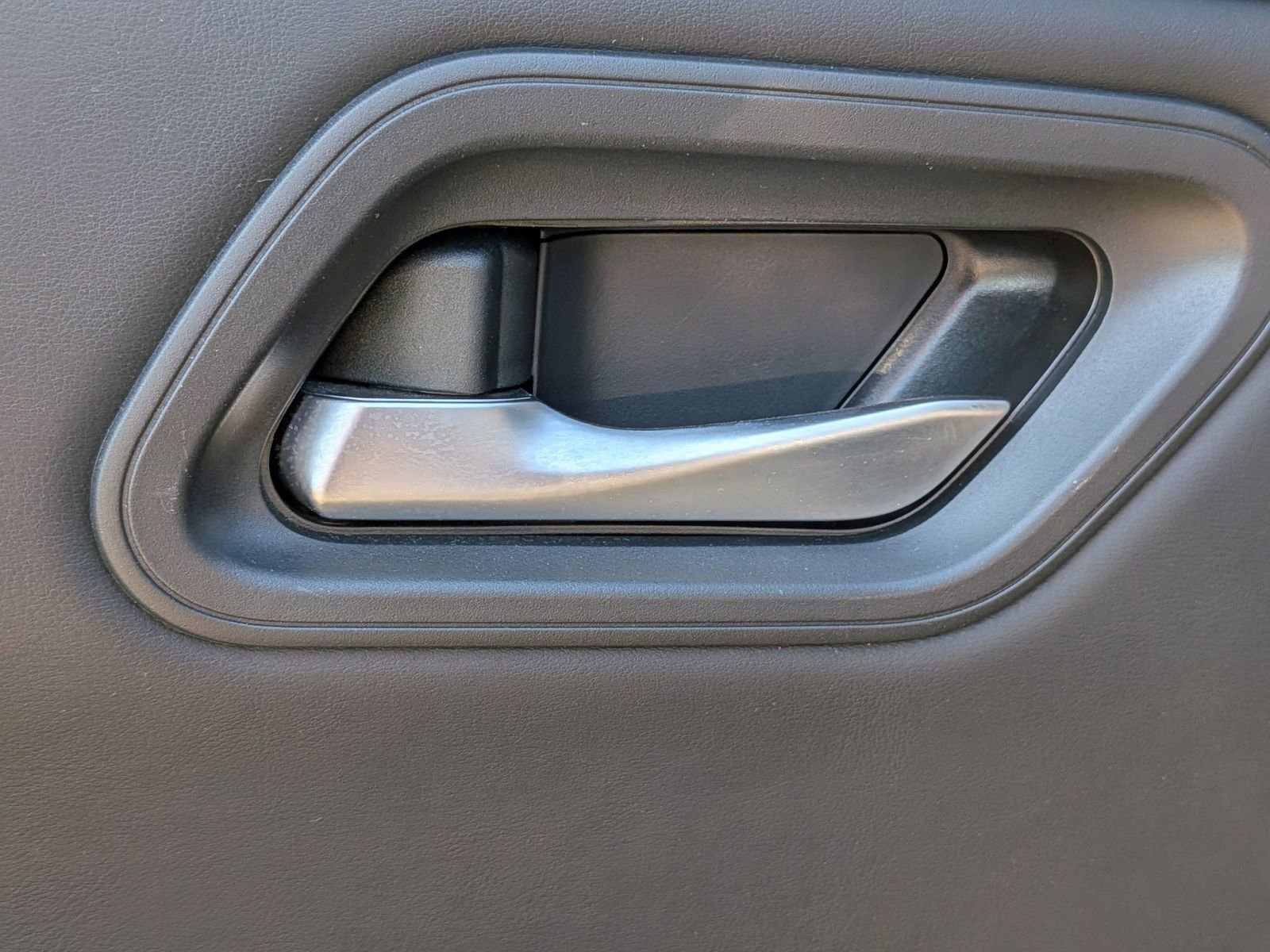 Used 2024 Nissan Rogue SV FWD image 27