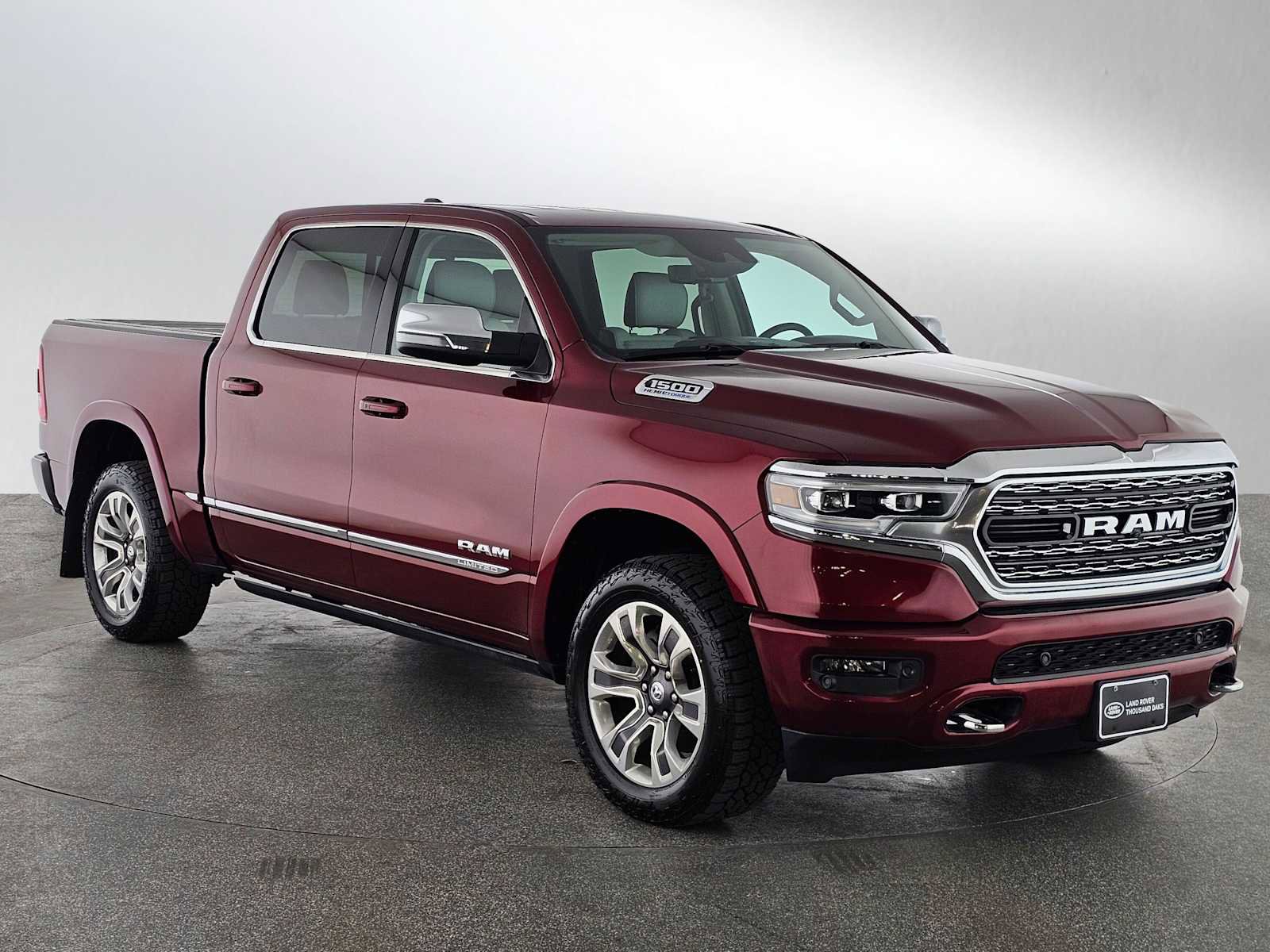 Used 2024 RAM 1500 Limited AWD/4WD image 7