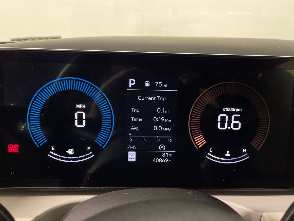 Certified 2025 Hyundai Tucson SEL FWD image 21