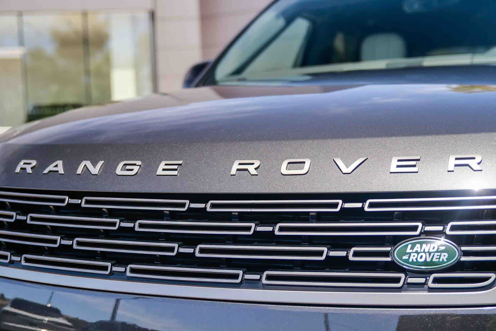 New 2026 Land Rover Range Rover Sport SE AWD/4WD image 11