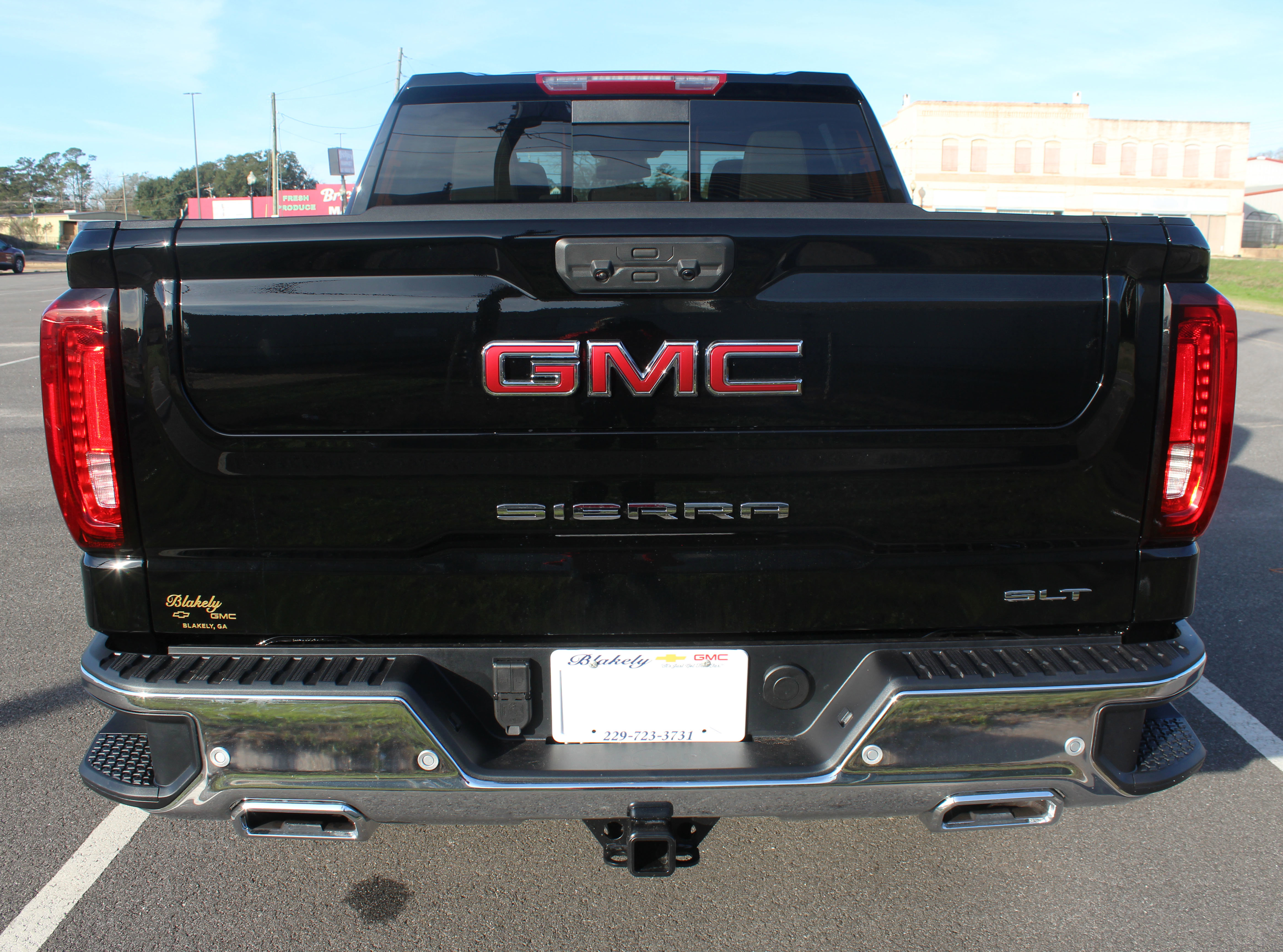 New 2026 GMC Sierra 1500 SLT w/ SLT Premium Plus Package image 9