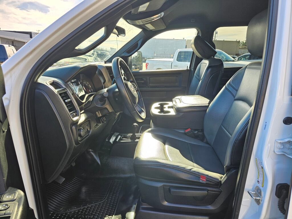 Used 2024 RAM 3500 Tradesman w/ Snow Chief Group image 19