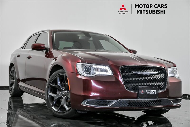 Used 2019 Chrysler 300 Touring