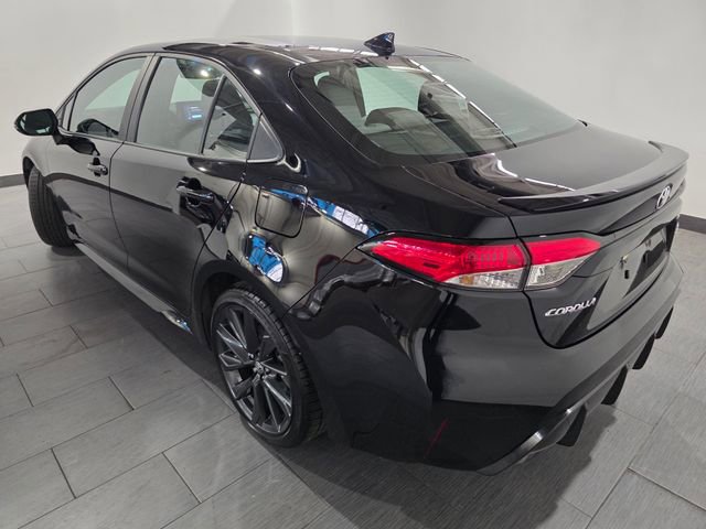 Used 2024 Toyota Corolla SE FWD image 3