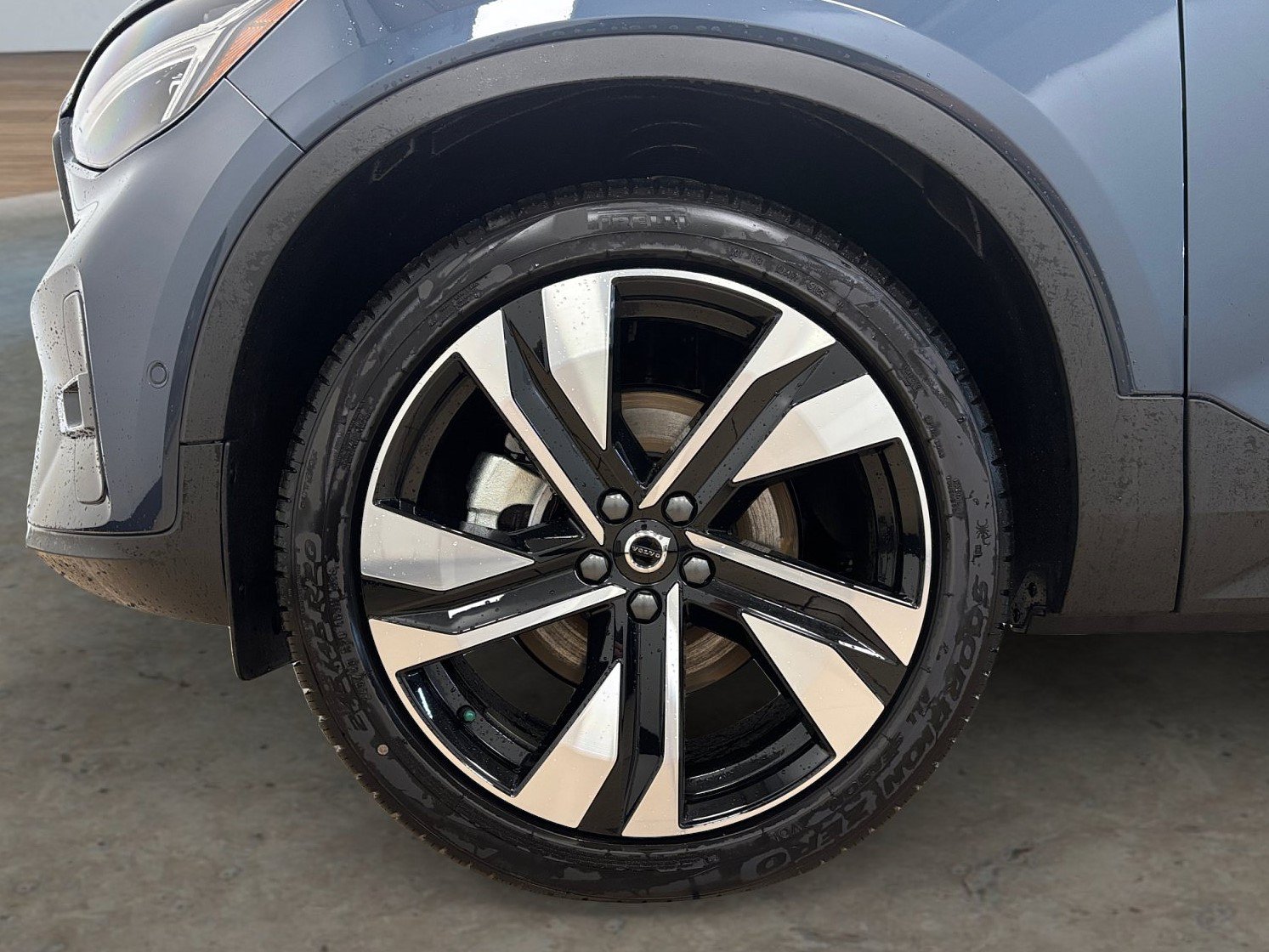 New 2026 Volvo XC40 B5 Ultra w/ Climate Package AWD/4WD image 43