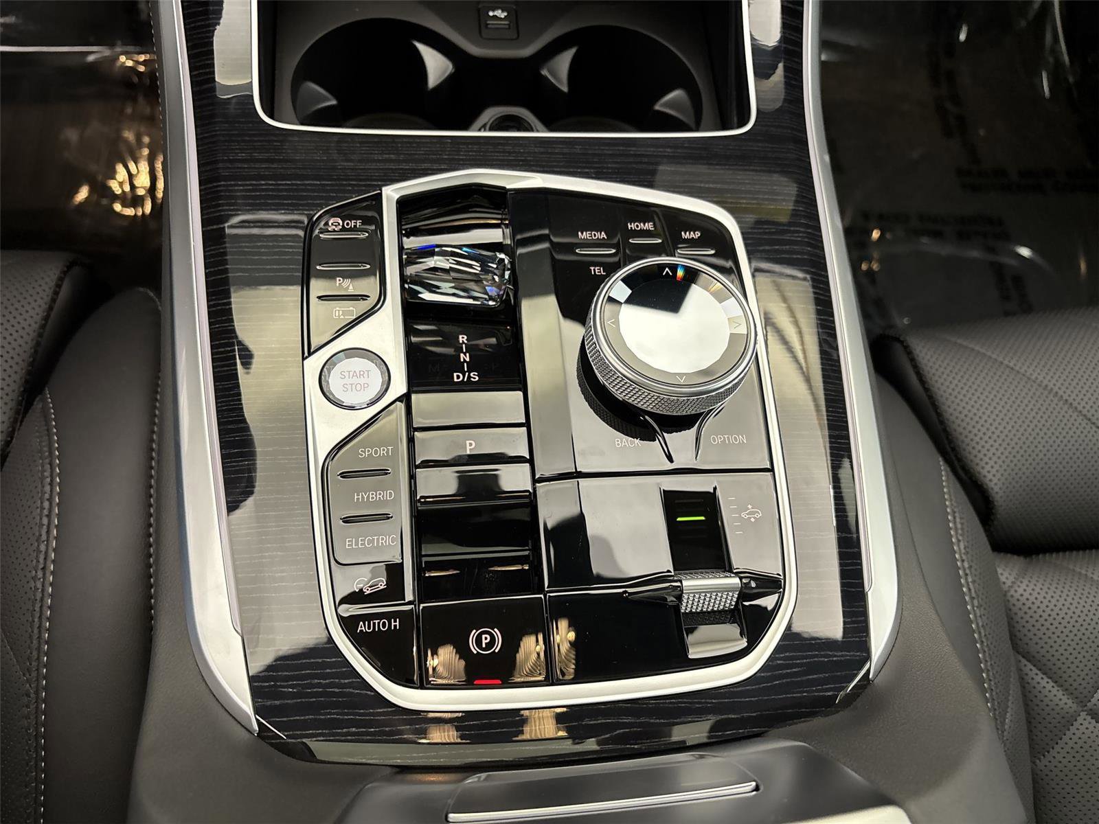 New 2026 BMW X5 xDrive50e w/ Executive Package image 23