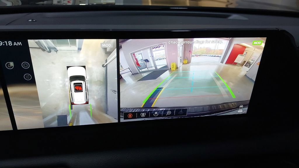 Used 2025 Nissan Armada PRO-4X image 24