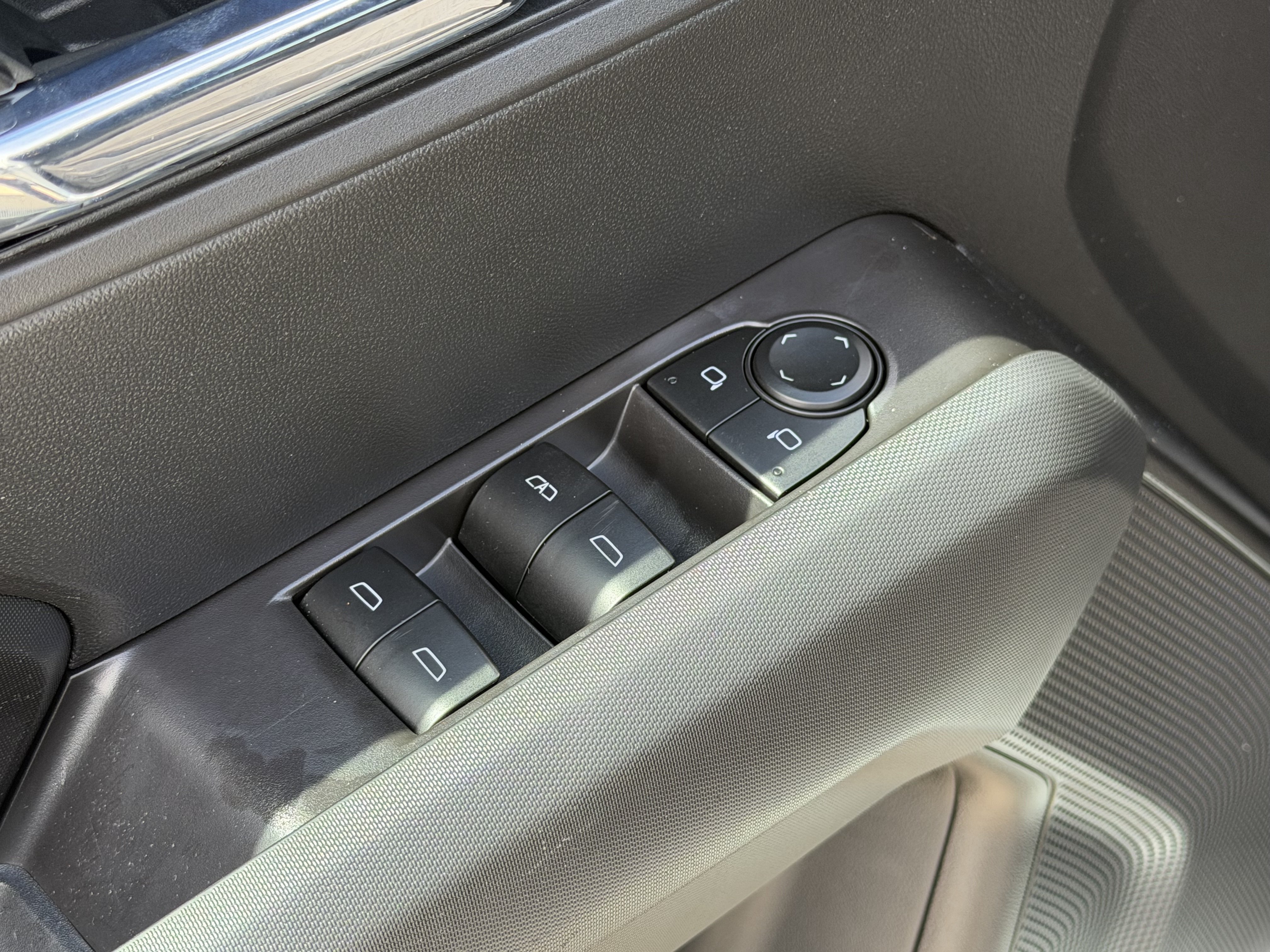 Used 2025 GMC Canyon Elevation w/ Convenience Package RWD image 21