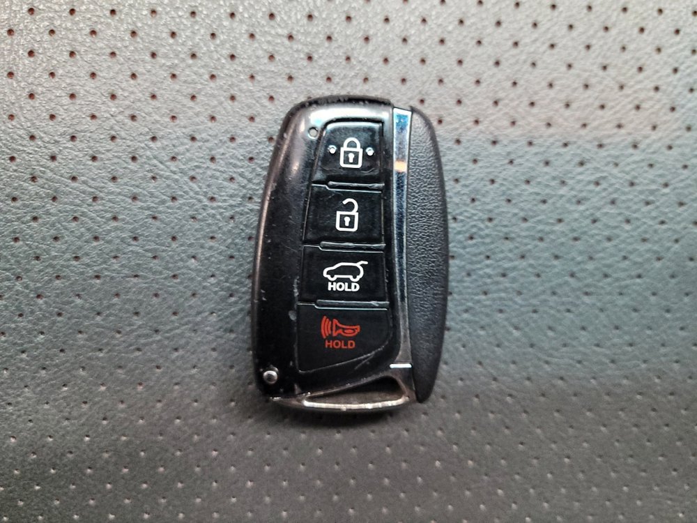 Used 2014 Hyundai Santa Fe Sport 2.0T w/ Technology Package 05 image 32