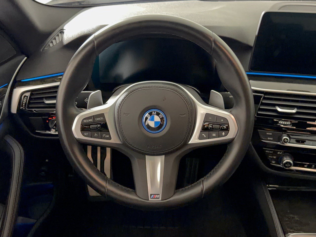 Certified 2023 BMW 530e w/ M Sport Package RWD image 10