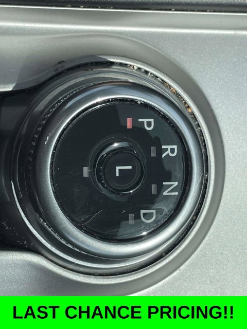 Certified 2024 Ford Explorer XLT RWD image 17