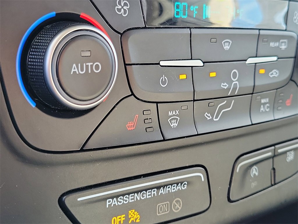 Used 2018 Ford Escape SE w/ SE Sport Appearance Package image 11