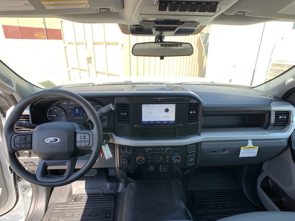 New 2025 Ford F350 XL w/ XL Chrome Package RWD image 18